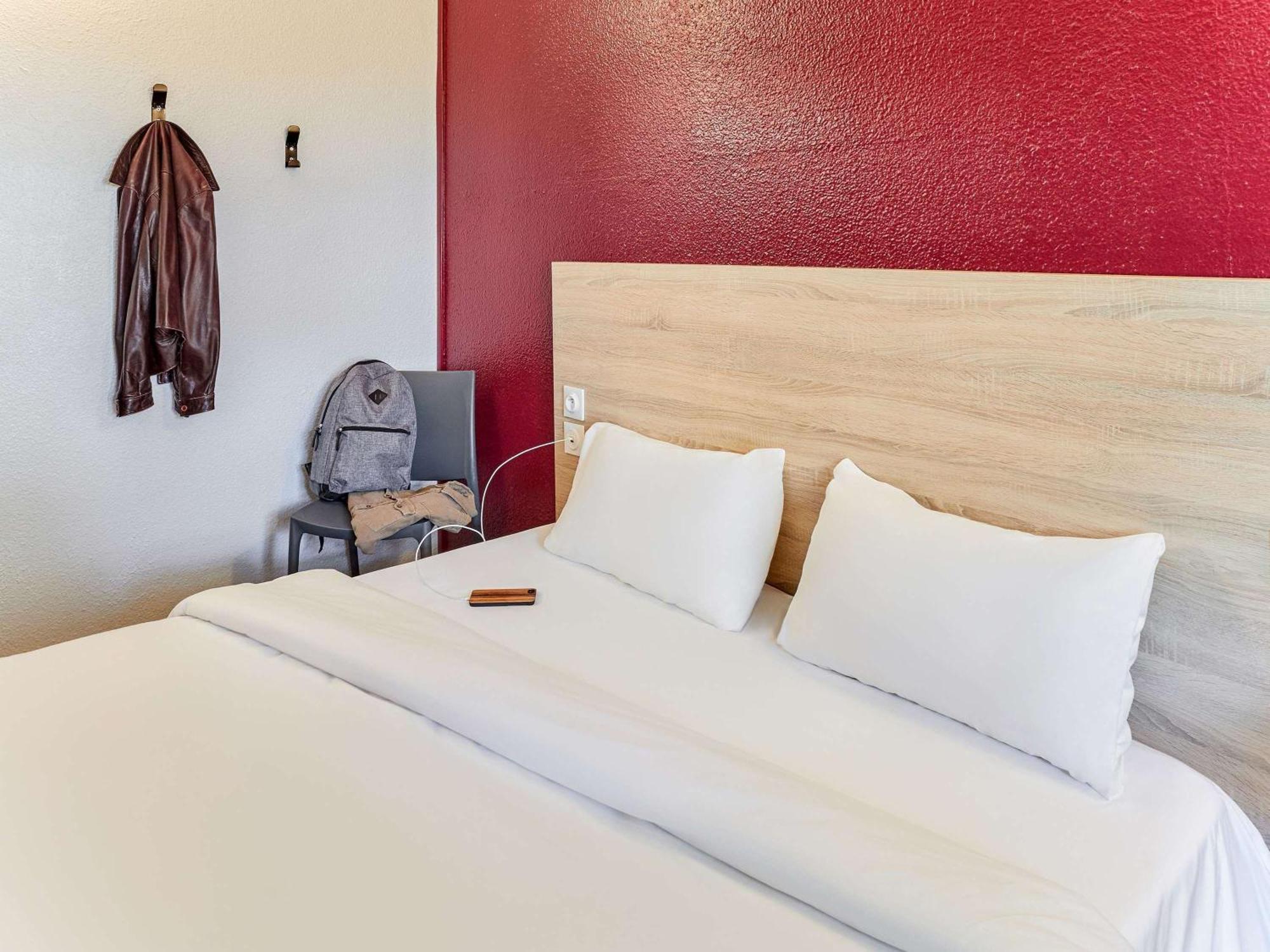 Hotelf1 Nimes Ouest Екстер'єр фото