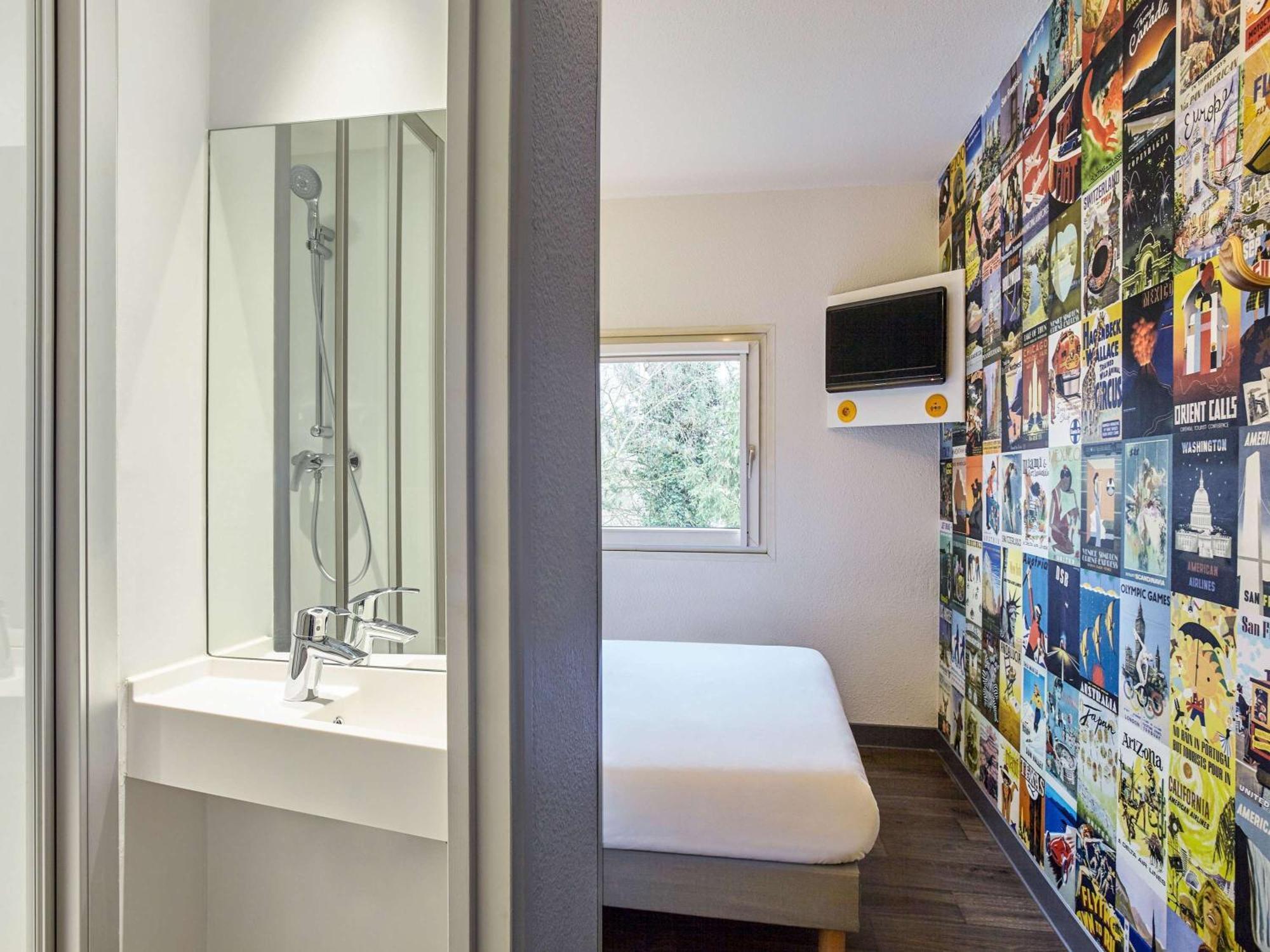 Hotelf1 Nimes Ouest Екстер'єр фото